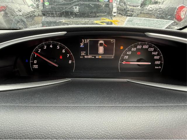 ������ � �������� ������ Toyota Sienta G 4WD 2017 ����