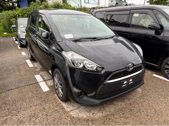 ������ � �������� ������ Toyota Sienta G 4WD 2017 ����