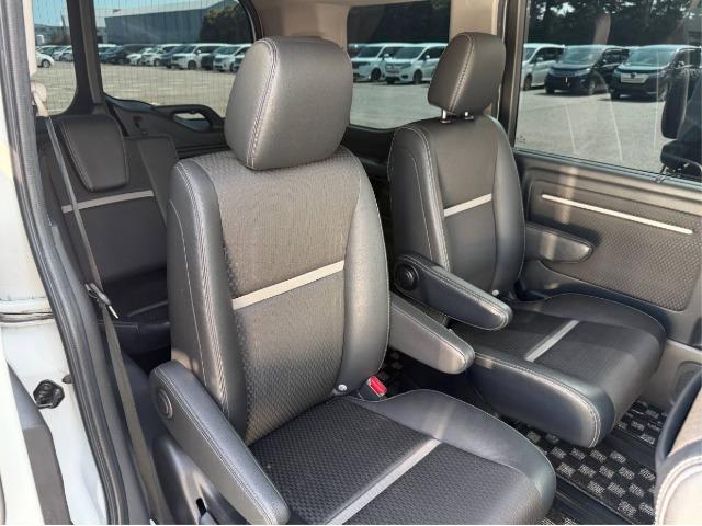 ������ �� �������� ������ Honda Stepwgn CoolSpirit 2018 ����