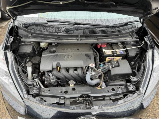 ������ � �������� ������ Toyota Sienta G 4WD 2017 ����