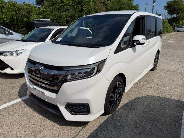 ������ �� �������� ������ Honda Stepwgn CoolSpirit 2018 ����