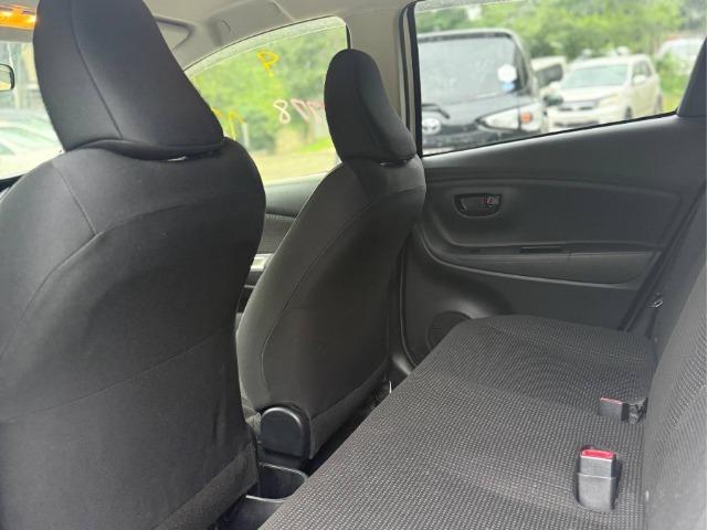 ������ � �������� ������ ��� ������� TOYOTA VITZ 2015 ����