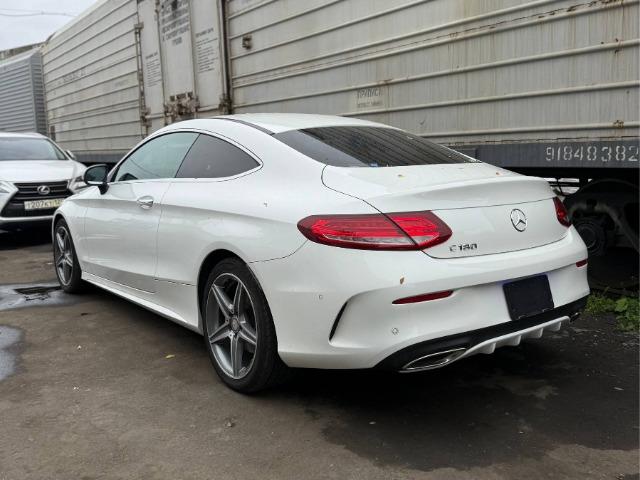 ������ �� ����� � �������� ������ Mercedes-Benz C-180 Coupe 2016 ����