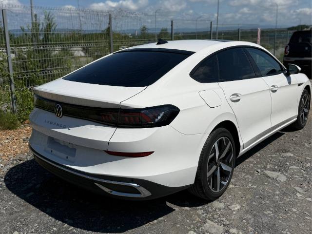 ������ � ����� �� ����� ��� ������� Volkswagen Lamando L 2022 ����