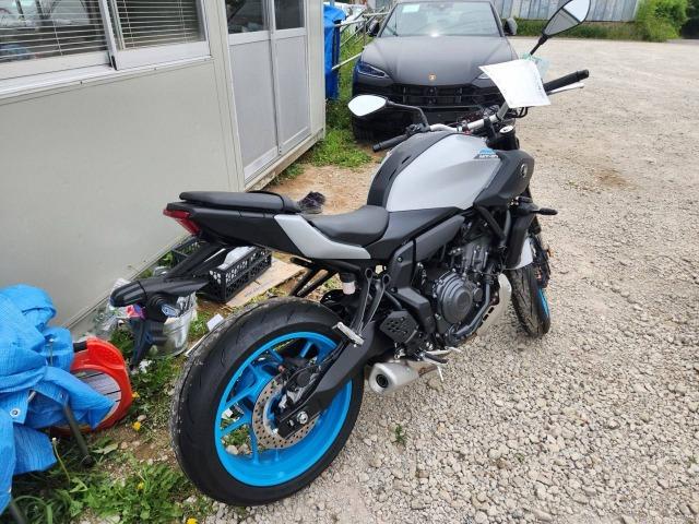 ������ � �������� � ������ �������� Yamaha MT-07