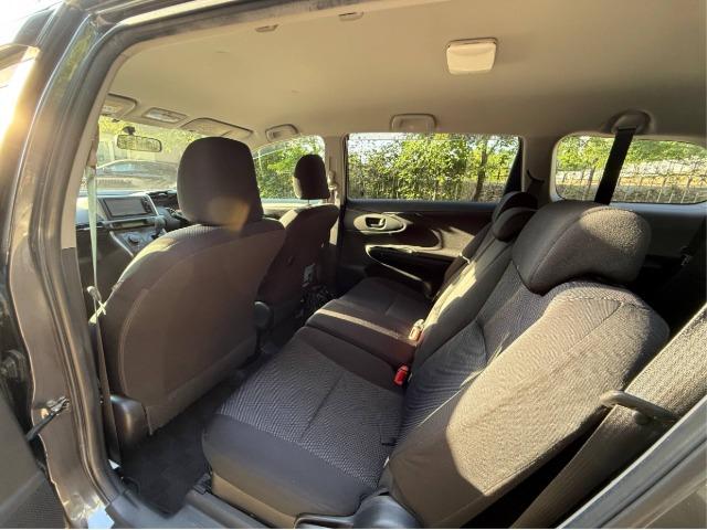 ������ �� �������� � ������ Toyota Wish 2015 ����