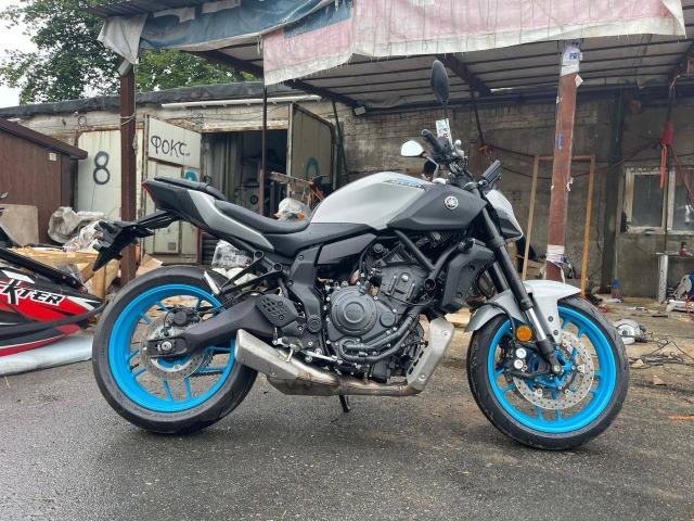 ������ � �������� � ������ �������� Yamaha MT-07