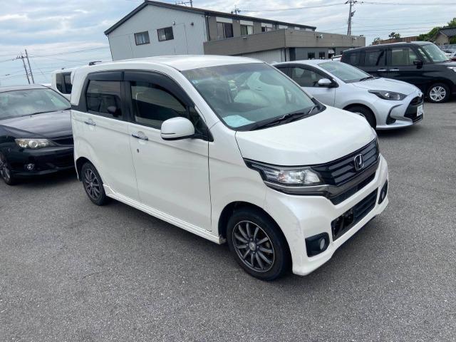 ������ �� �������� � ������ HONDA N-WGN CUSTOM TURBO 2015 ����