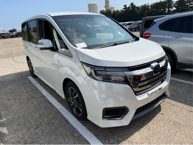 ������ �� �������� ������ Honda Stepwgn CoolSpirit 2018 ����