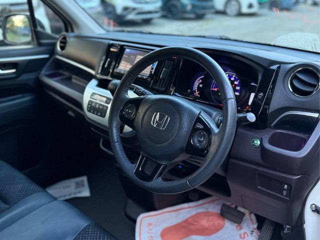 �������� �� ����� � �������� ������ HONDA N-WGN CUSTOM TURBO 2015 ����